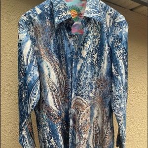 Robert Graham shirt